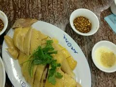 -强记湛江鸡饭店·二十七年老字号(拱北店)