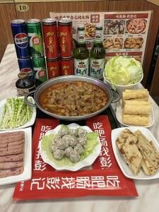 -彭记铁锅肥肠(东四总店)