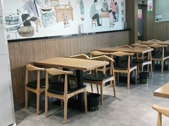 大堂-三好食堂(煎饺·馄饨·肉饼米线·盛世广场店)