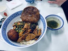 -沪西老弄堂面馆(定西路店)