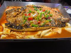 -鸣记脆皮烤鱼·海鲜烤鱼(亿合城店)