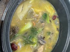 -野菌皇海景野生菌火锅(滨海大道店)