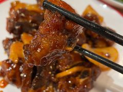 话梅排骨年糕-易老妈蹄花.特色川菜(人民公园总店)