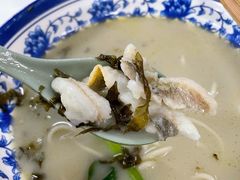 招牌黄鱼面-明呈黄鱼面馆(斜土路店)