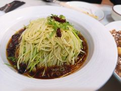 凉拌西葫芦丝-小郭私房菜·海肠捞饭店(学士街店)