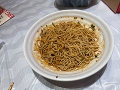 -肥肥虾庄·金牌油焖大虾(首义路店)