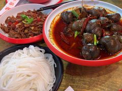 -老闵田螺馆·南昌特色小炒(梦时代店)