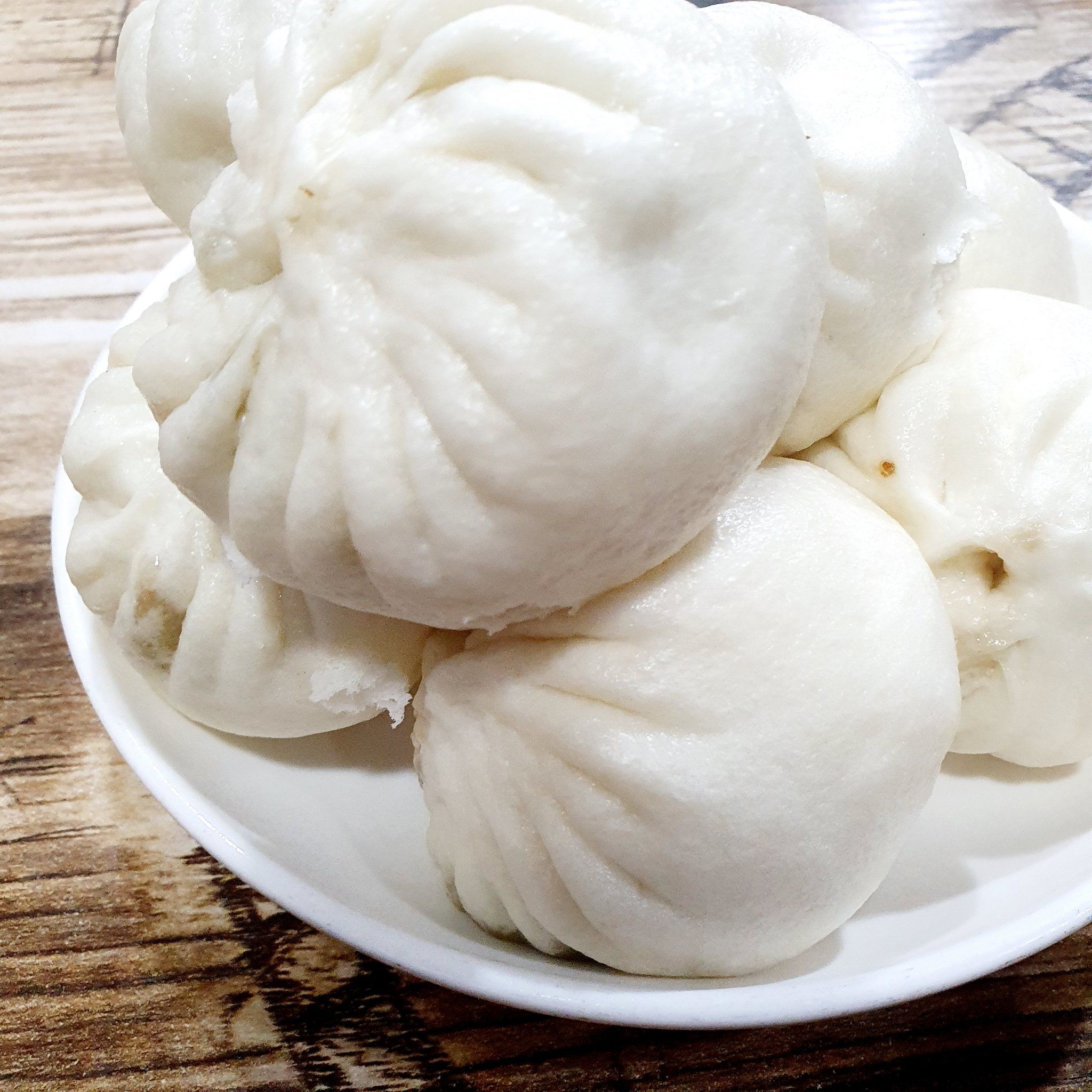 通宵营业大包子