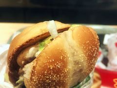 -麦当劳(金稻田路餐)