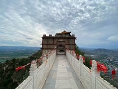 -辛安庄鸡鸣山景区