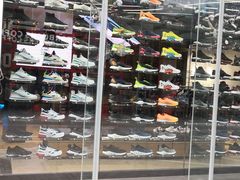 -李宁(大宁国际旗舰店)