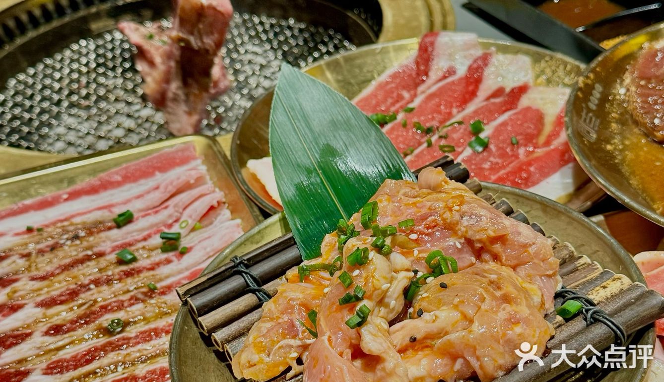 卿古烤肉双人餐，根本吃不完
