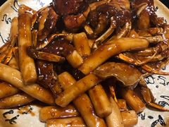 毛蟹炒年糕-老苏州芳和园茶酒楼  传统苏帮菜(观前店)
