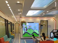 -极橙儿童齿科矫正中心(奥城店)