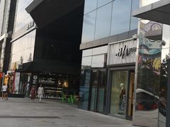 -万隆广场(昆仑大街店)