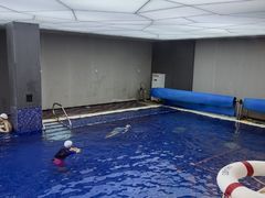 -酷游亲子游泳中心