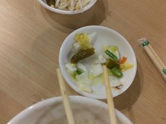 -闫家驴肉老店(华电一校店)
