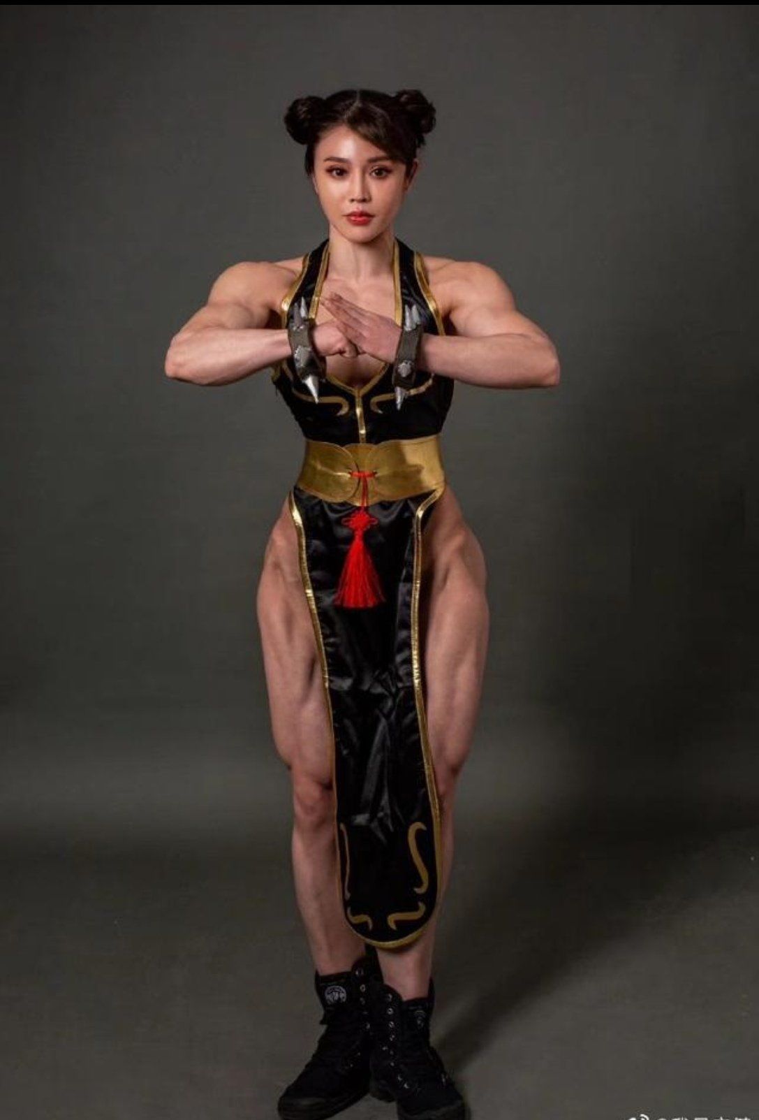 健美女王的日常霸气