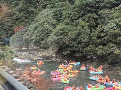 -安吉龙王山峡谷漂流