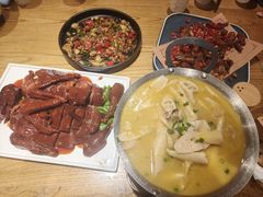 -明月土菜馆(老城区店)