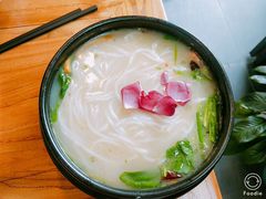 -双桥园·云南过桥米线(古城南门店)