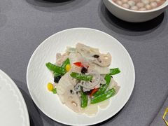 -荷塘秋月·本帮江浙菜(国权路店)