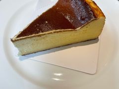 -Fridi Patisserie Cafe