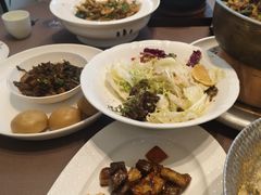 -香山湖家家宴(中山陵店)