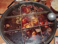 -周小明火锅(黑金冠社区店)