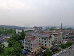 -铂逸梦秦酒店(横店梦幻谷店)