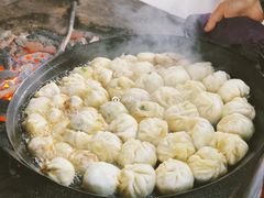 -依云煎包店