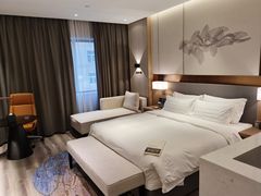 -乔治莫兰迪酒店(济南解放路山东大学店)