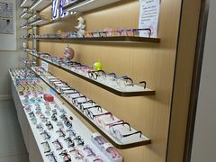 -亿视康青少儿眼镜(五官科店)