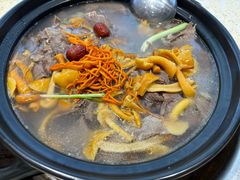 -九寨沟特色牦牛肉汤锅