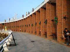 -北戴河碧螺塔海上酒吧公园