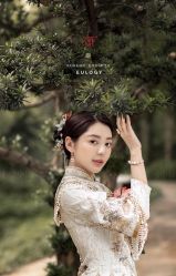 -雪中彩影婚纱摄影·微光艺术中心