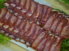 -虾弄弄海派小龙虾·牛羊蝎子火锅