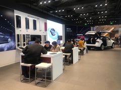 -TESLA 特斯拉(上海太古汇体验店)