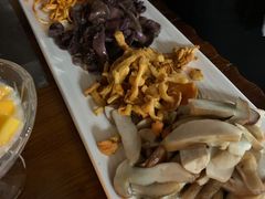 -阿鹏故事云南野生菌火锅(人民路店)
