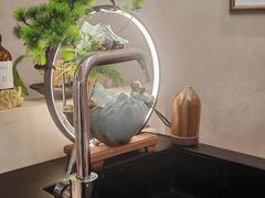 -灸春堂·艾灸·痛症·整脊连锁(之江银泰店)