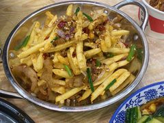 -江城燕子大排档(江汉路步行街店)