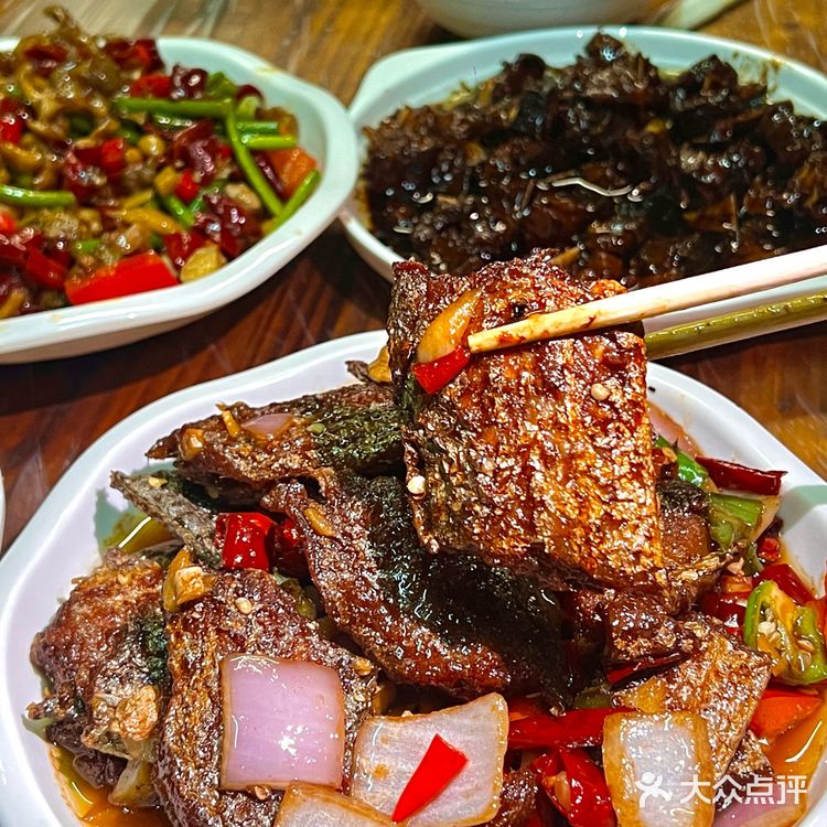 南昌！藏在居民楼烧菜馆！本地人带路才吃上！