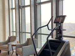 -珠海瑞吉酒店游泳池