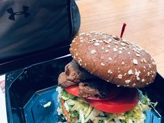 -The Habit Burger Grill 哈比特汉堡(复兴soho店)