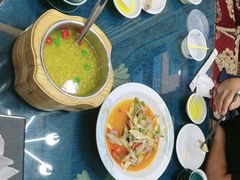 -三江源美食城