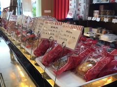 -红宝石·鲜奶小方·海派西点房(南丹店)