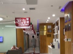 -雅悦齿科(顾村公园店)