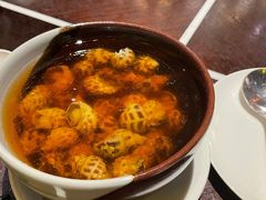 古越陈酿煮花螺-杭州西子湖四季酒店·金沙厅