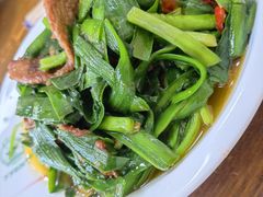 -歹歹的加个面过油肉拌面