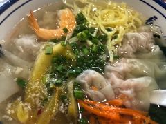 -长人馄饨铺(解放街店)
